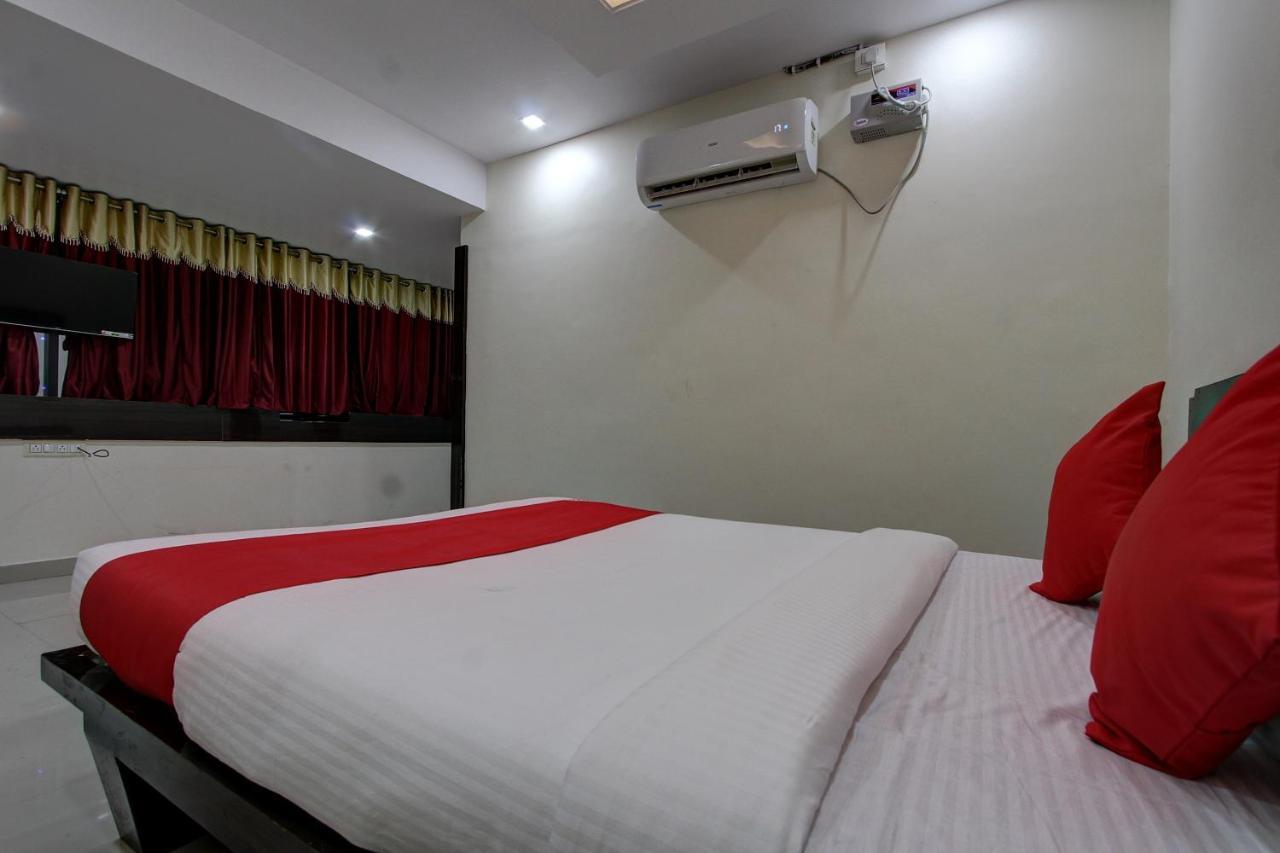 Collection O 38566 Mk Hotel And Lodge Kulbarga Exterior foto